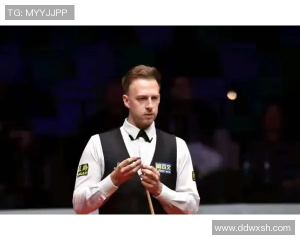 斯诺克大奖赛精彩对决特鲁姆普与霍金斯的巅峰较量解析