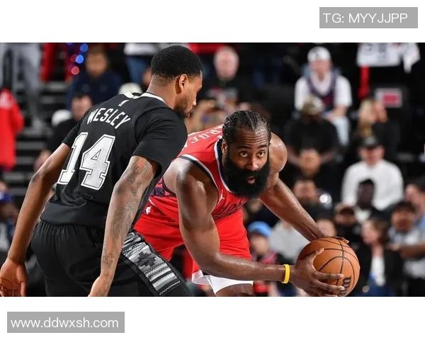 马刺与快船激战正酣2018年11月16日第一节精彩回顾与分析